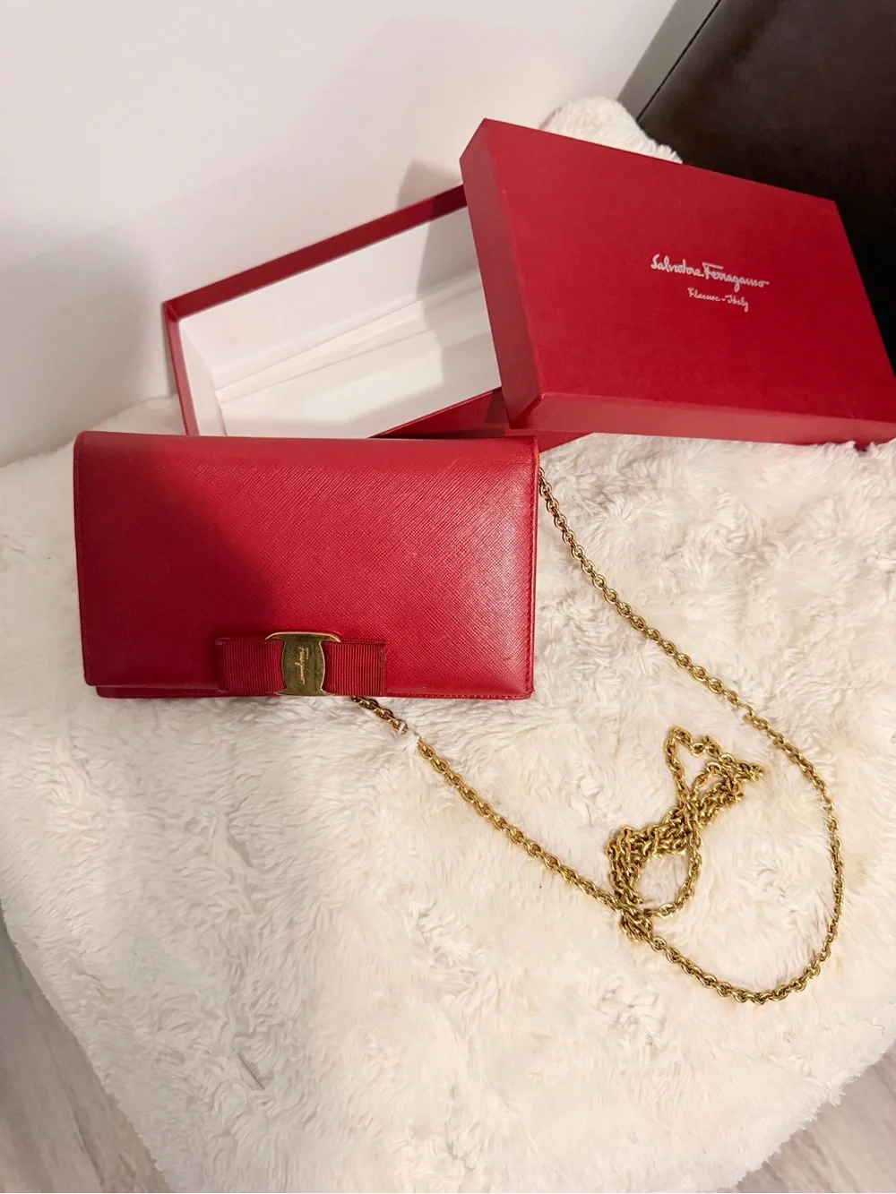 Salvatore Ferragamo Red Leather Vara Bow Chain Crossbody